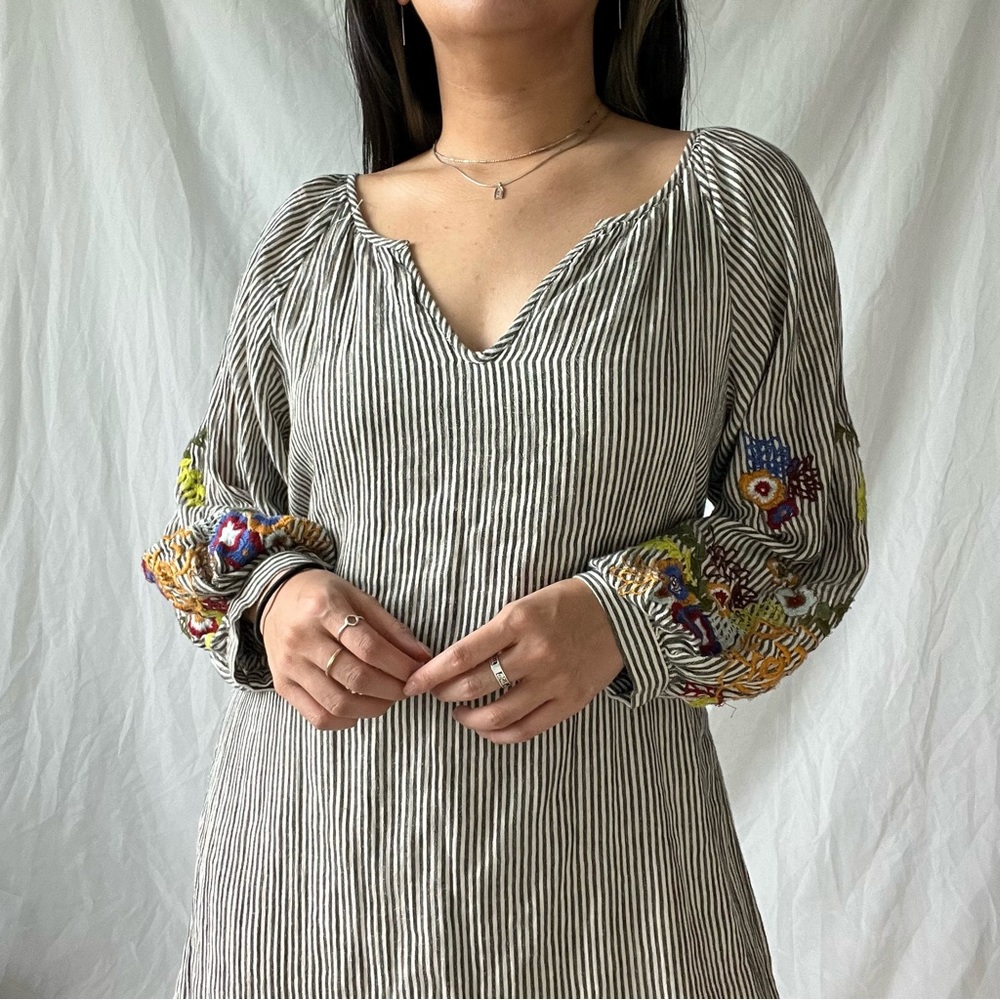 Anthropologie Striped floral dress - Size Small